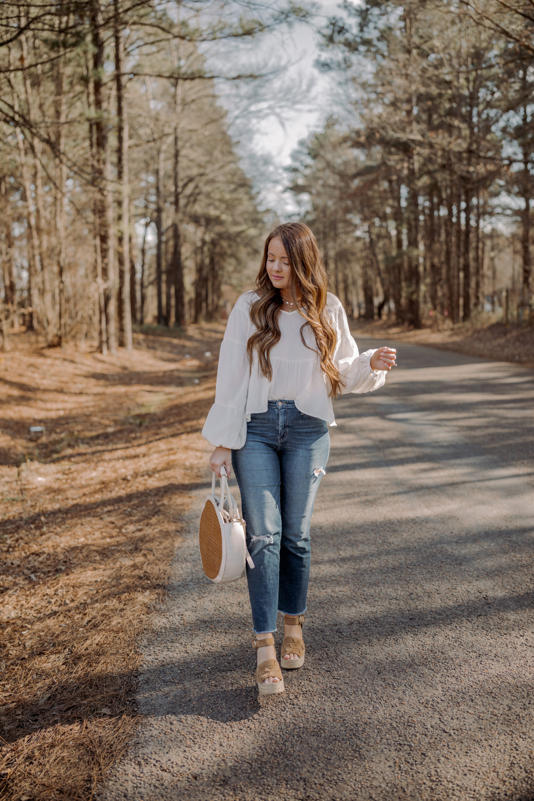 The Cutest Springy White Top + $100 Altar’d State Gift Card GIVEAWAY!